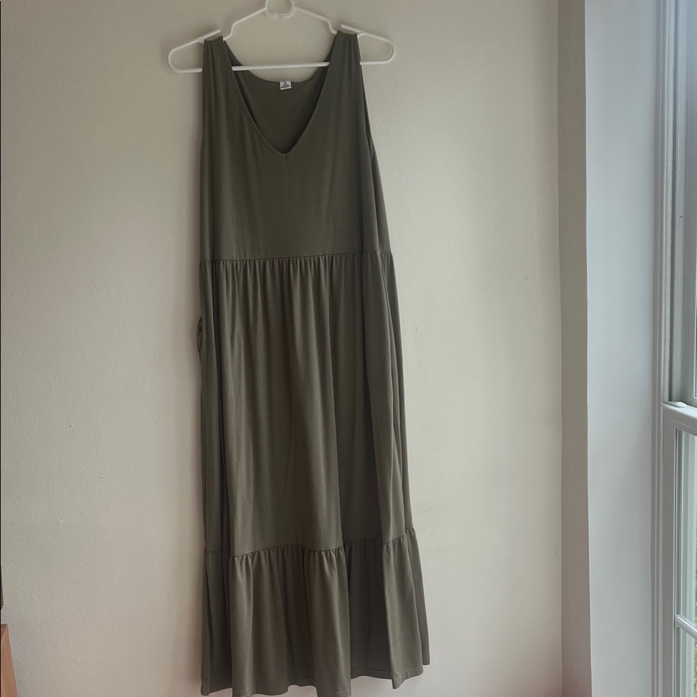 Elegant Olive Maxi Dress